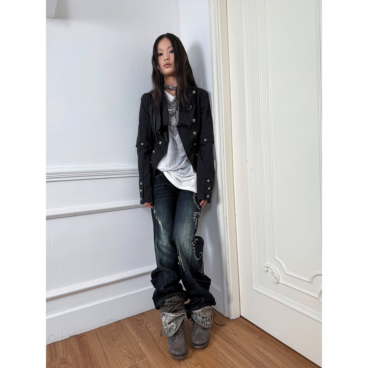 DoublePunch pre-fall original vintage style straight bootcut distressed hot drill grinding pile silhouette jeans