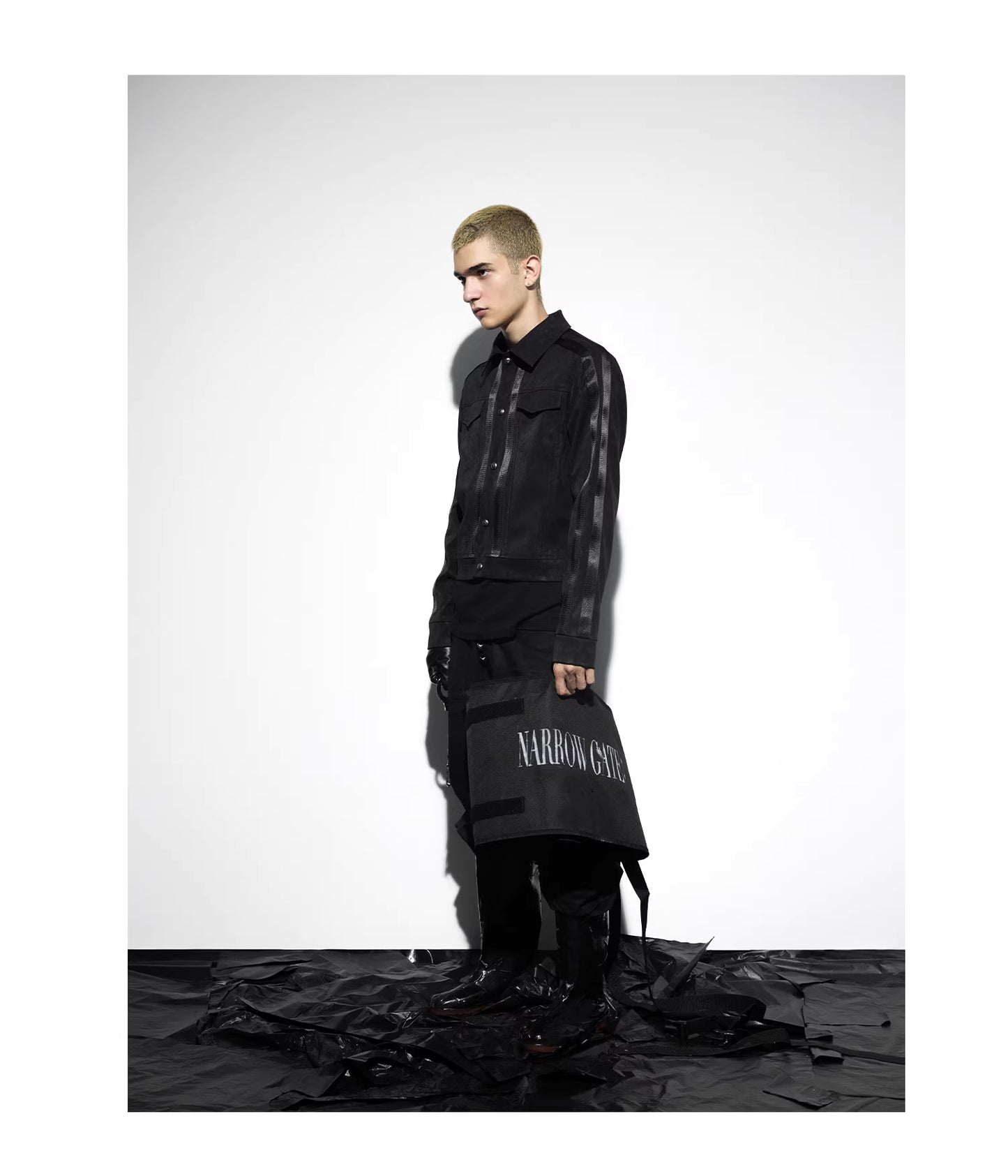 Scorpio No1r  Silver black PU leather jacket silhouette short and wide design prisoner bird series youth pop polo collar leather jacket