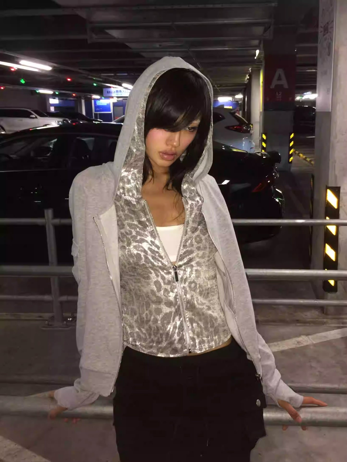 Scoprio No1r Double-layered silver leopard print lining slim sweatshirt